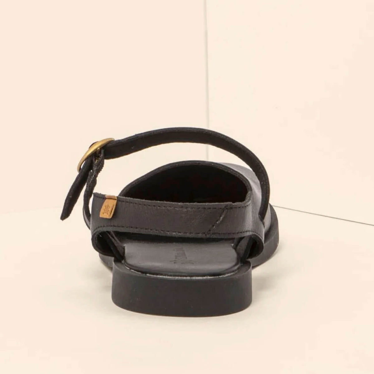 El Naturalista N5874 Shoes Soft Nappa Black